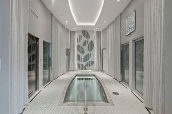 Indoor cold plunge pool